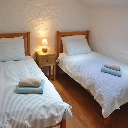Tatil Evi Three-bedroom Holiday In Moutieres Sous Argent. *